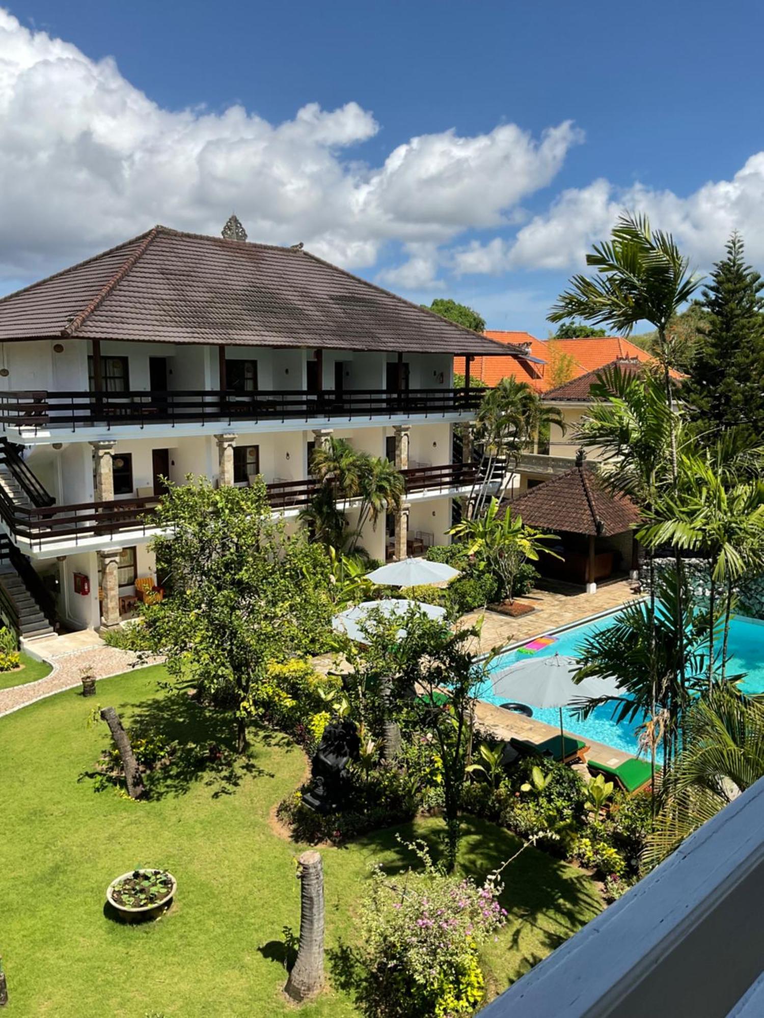 Hotel Grand Kumala Bali Легиан Стая снимка